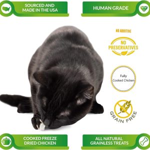 CAT-MAN-DOO Life Essentials Freeze Dried Chicken Cubes Cats Dogs Treats Food 5oz