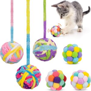 Lot de 6 jouets pour chat en laine avec clochette et balles pelucheuses pour chat d’intérieur et chaton
